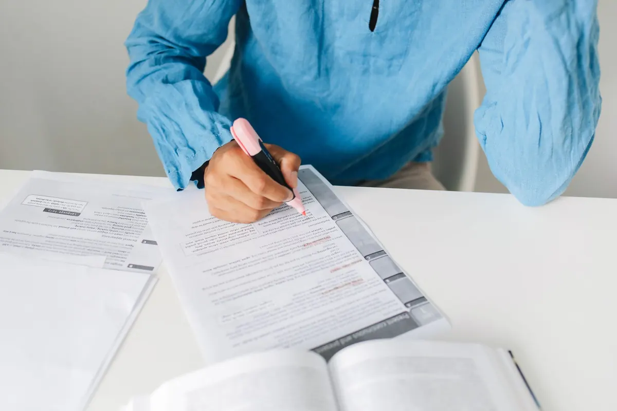 Annotated First-Class Essay Example: What UK Markers Look For